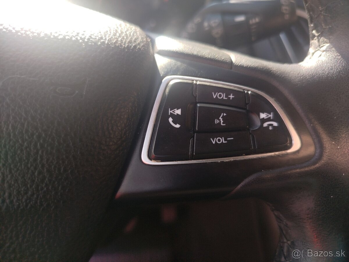 Ford Focus 2016 combi 1.0 ecoboost, SK auto - 12