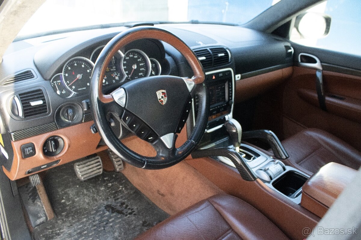 Porsche Cayenne Turbo Tiptronic, 368kW (2009) - 12