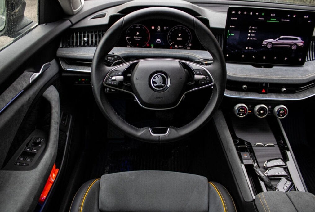 Škoda Superb Combi 110 kW, Selection 2.0 TDI - 1.majiteľ - 12