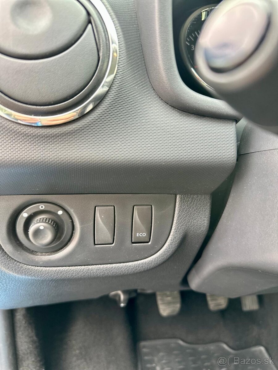 Dacia Sandero Stepway 1.5 DCi - 12