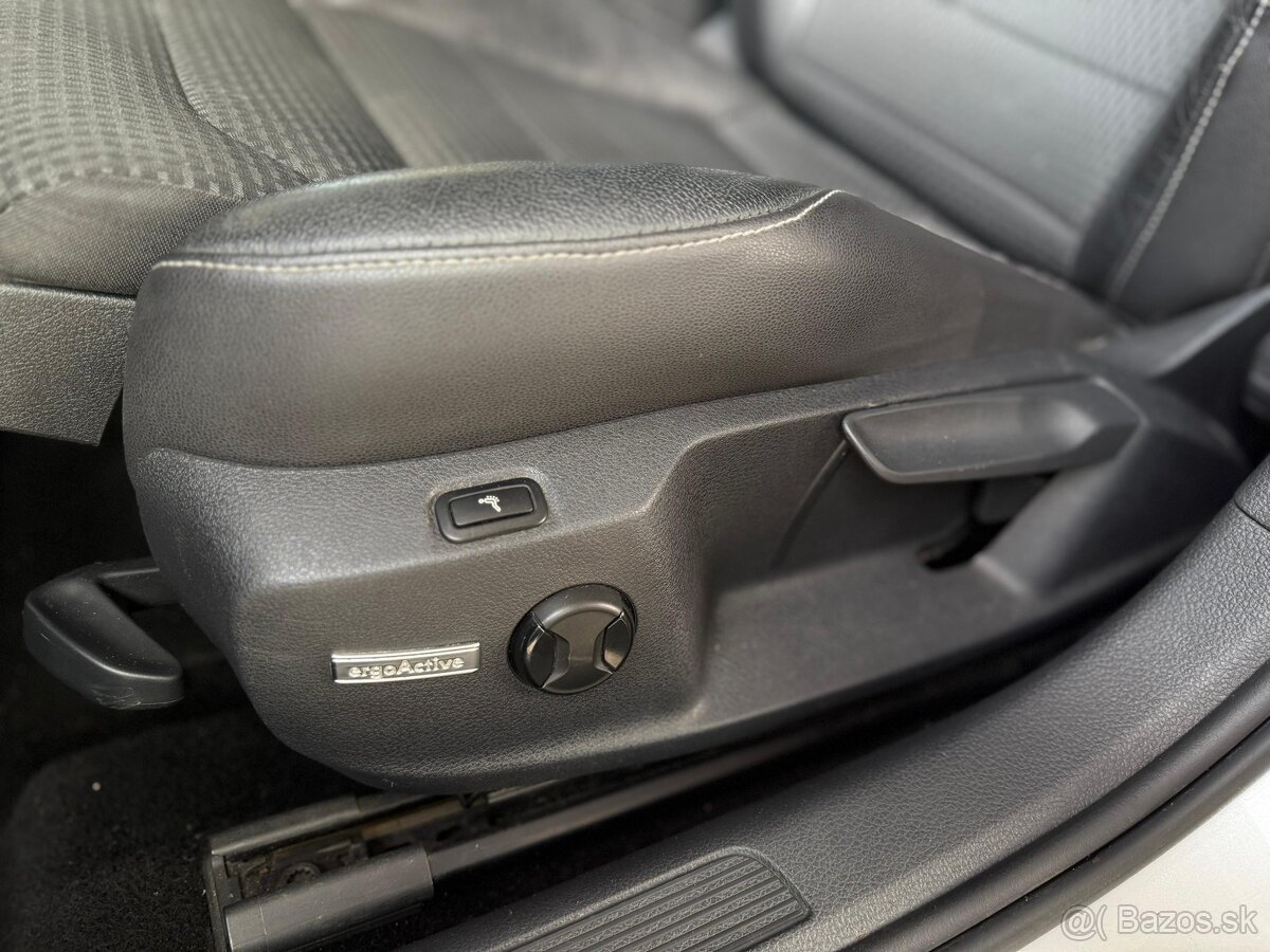 Vw Golf 7 Variant 2.0 TDi 110kw DSG - 12