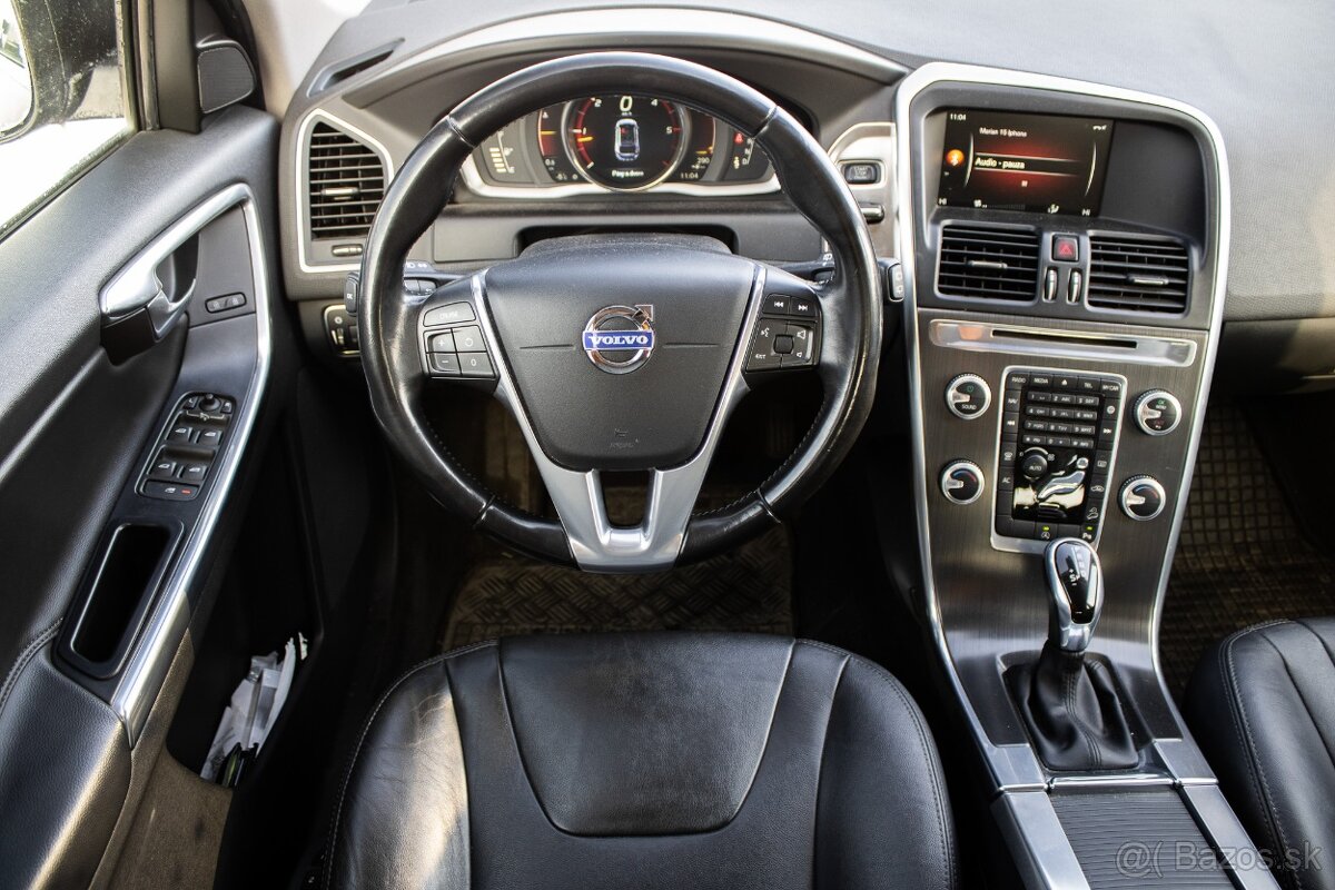 Volvo XC60 140kW (2015) - 12