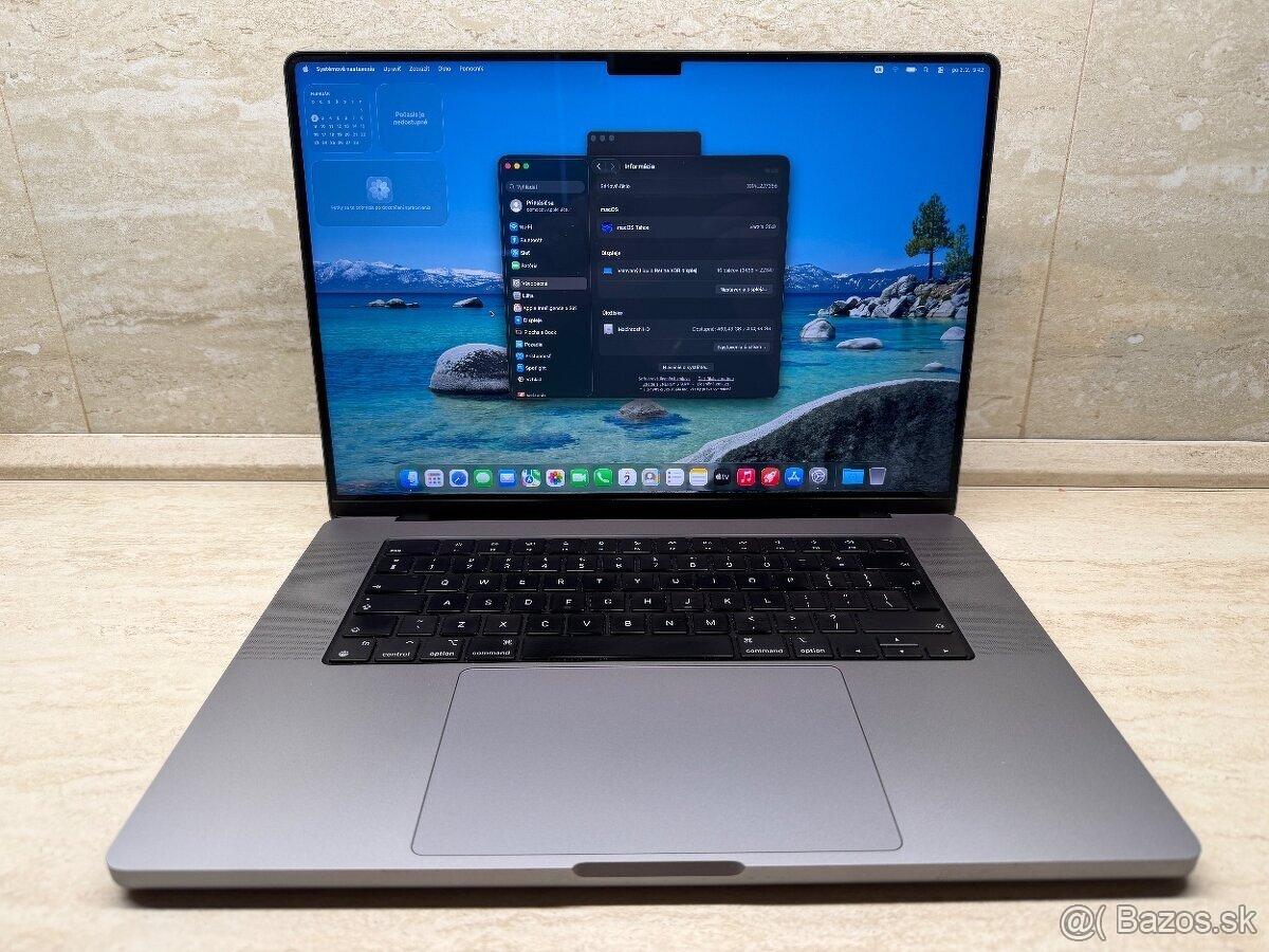 MacBook Pro 16" / M2 Pro / 16GB / 512GB / vesmírne šedý - 12