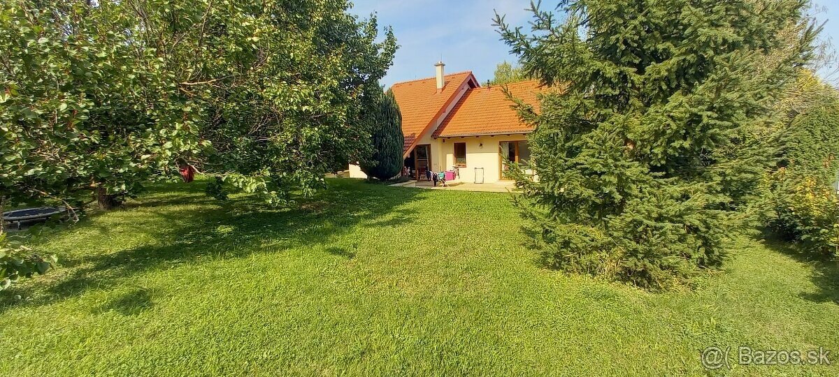 4 izbový dom - pri Nitre. - 12