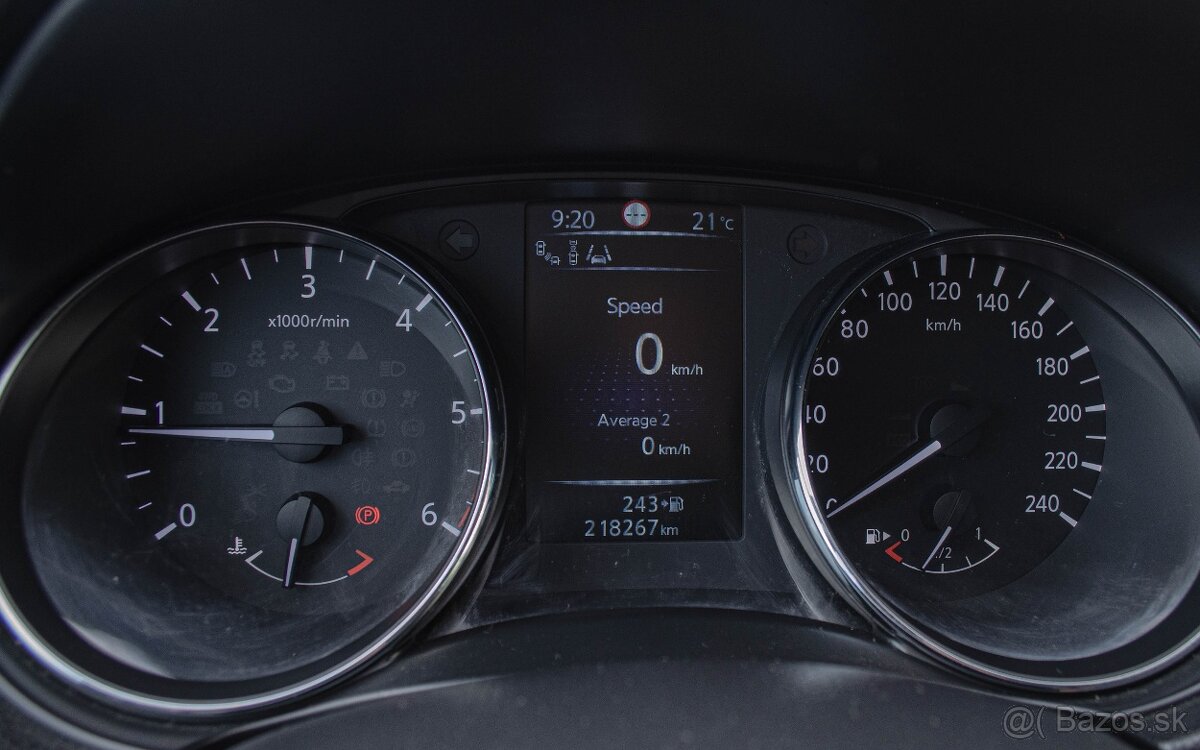 Nissan Qashqai 1.5 dCi Tekna - 12