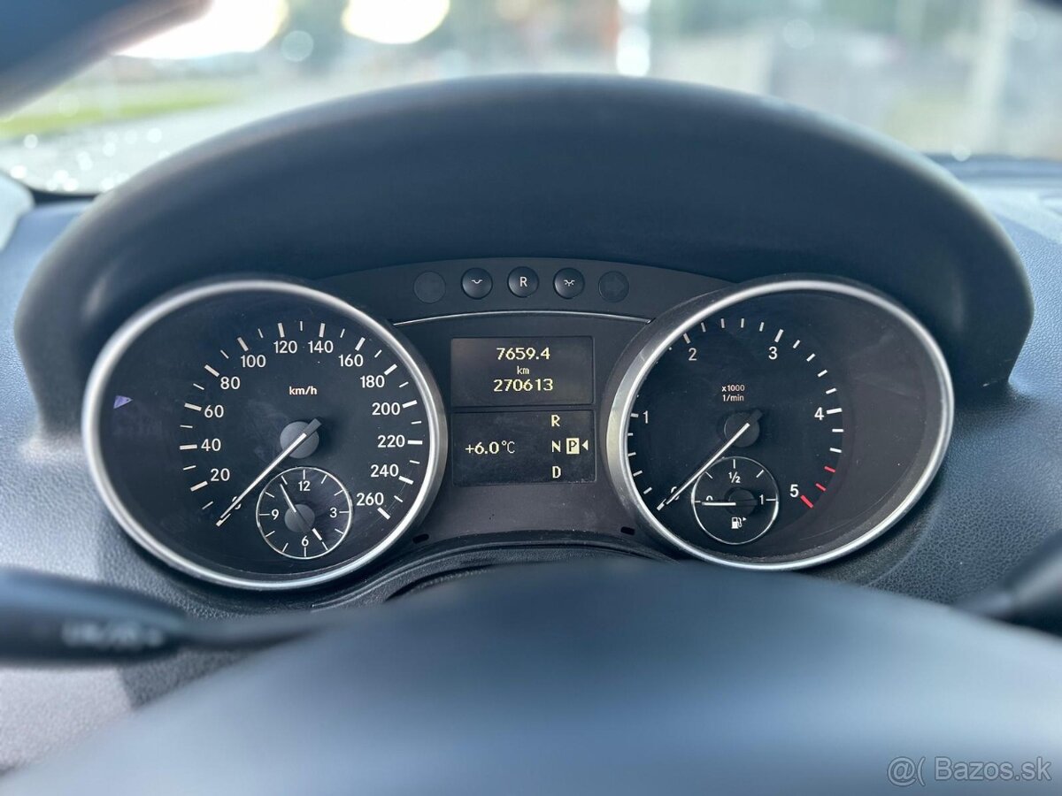 Mercedes-Benz ML320 CDI 4MATIC W164 - 12