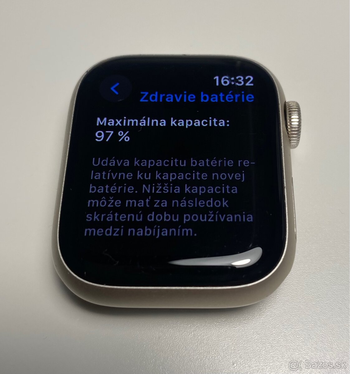 Apple Watch 8, batéria 97% - 12