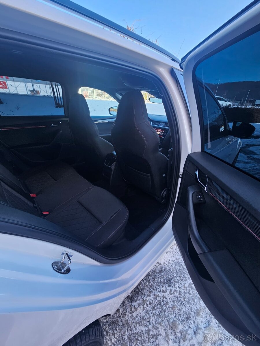 Škoda Octavia Combi 2.0 TDI RS - 12