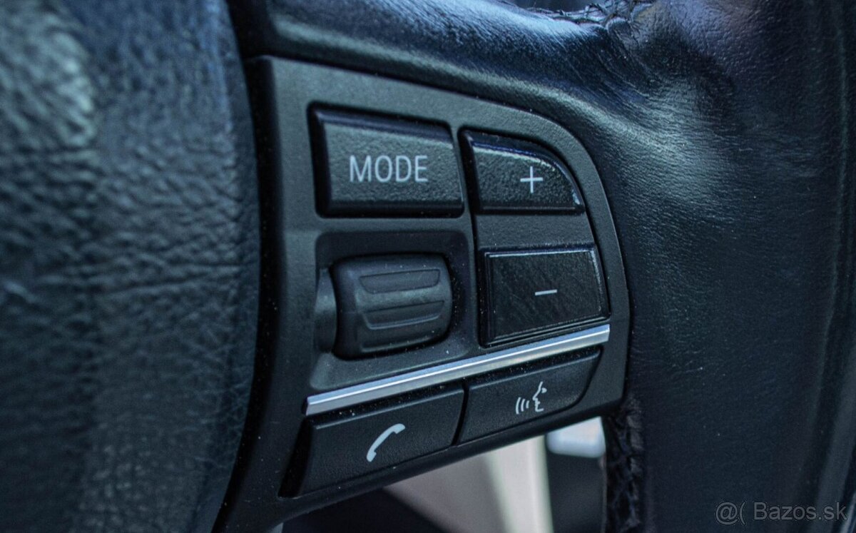 BMW 520d xDrive Touring F11 A/T - 12