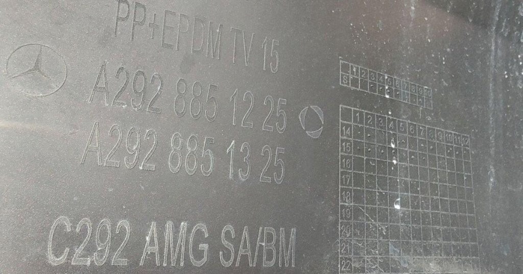 Mercedes GLE Coupe Kupe 292 C292 - naraznik kufor dvere veko - 12