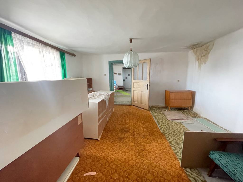 Chalupa priamo pod Lesom - blízko Morského Oka - 12