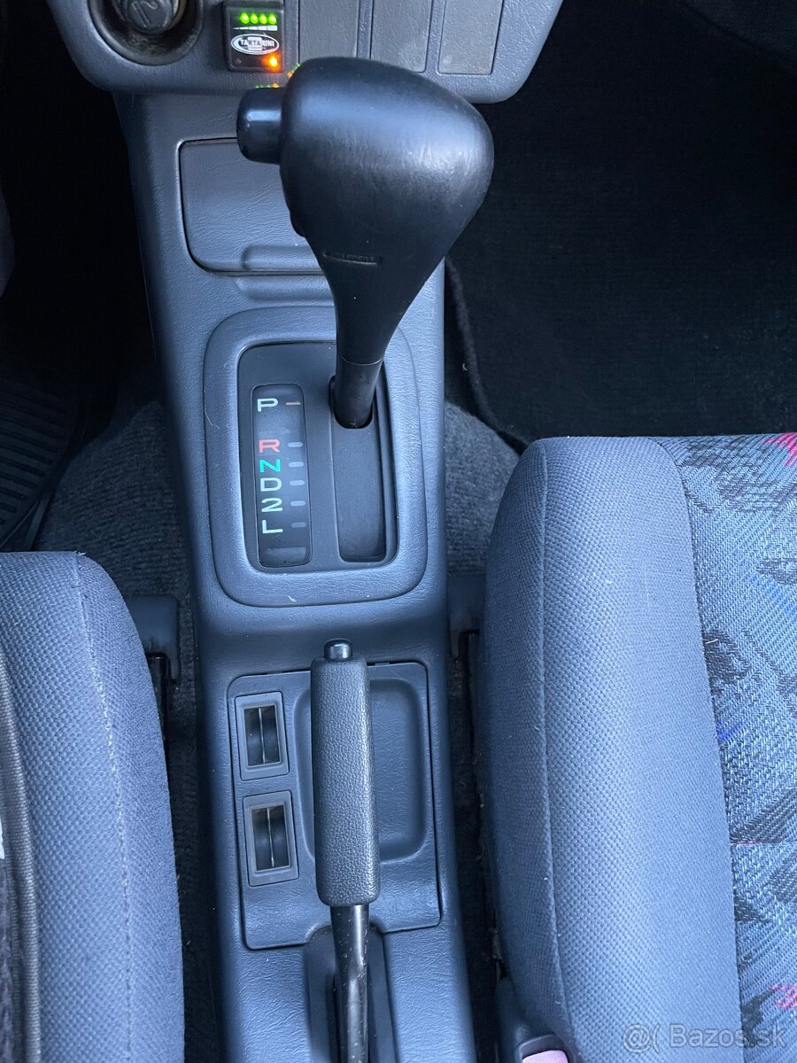 Toyota RAV 4 2.0i LPG, 4x4, AUTOMAT, Nová STK a EK - 12