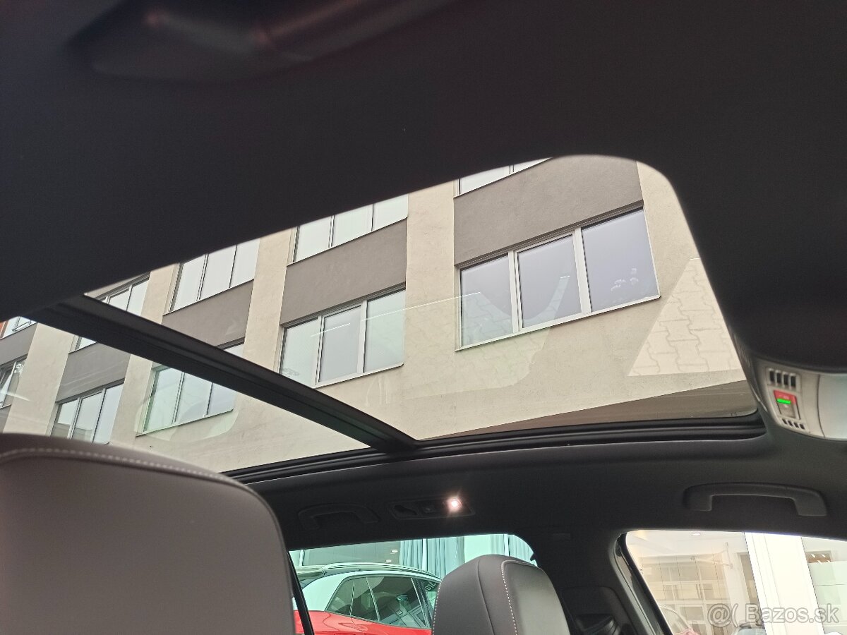 VW Passat B8 Variant TSI 140kW DSG R-Line - záruka Autodraft - 12