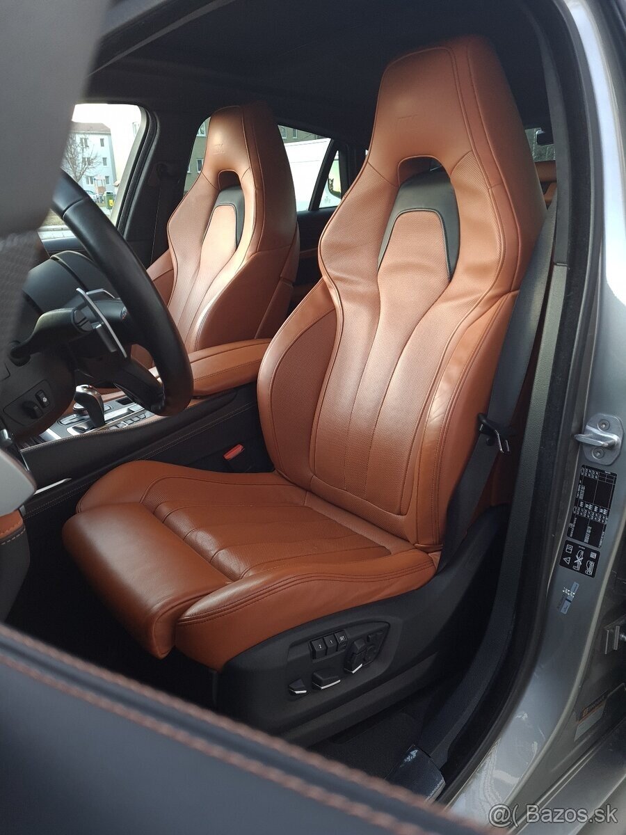 BMW X6M - 12