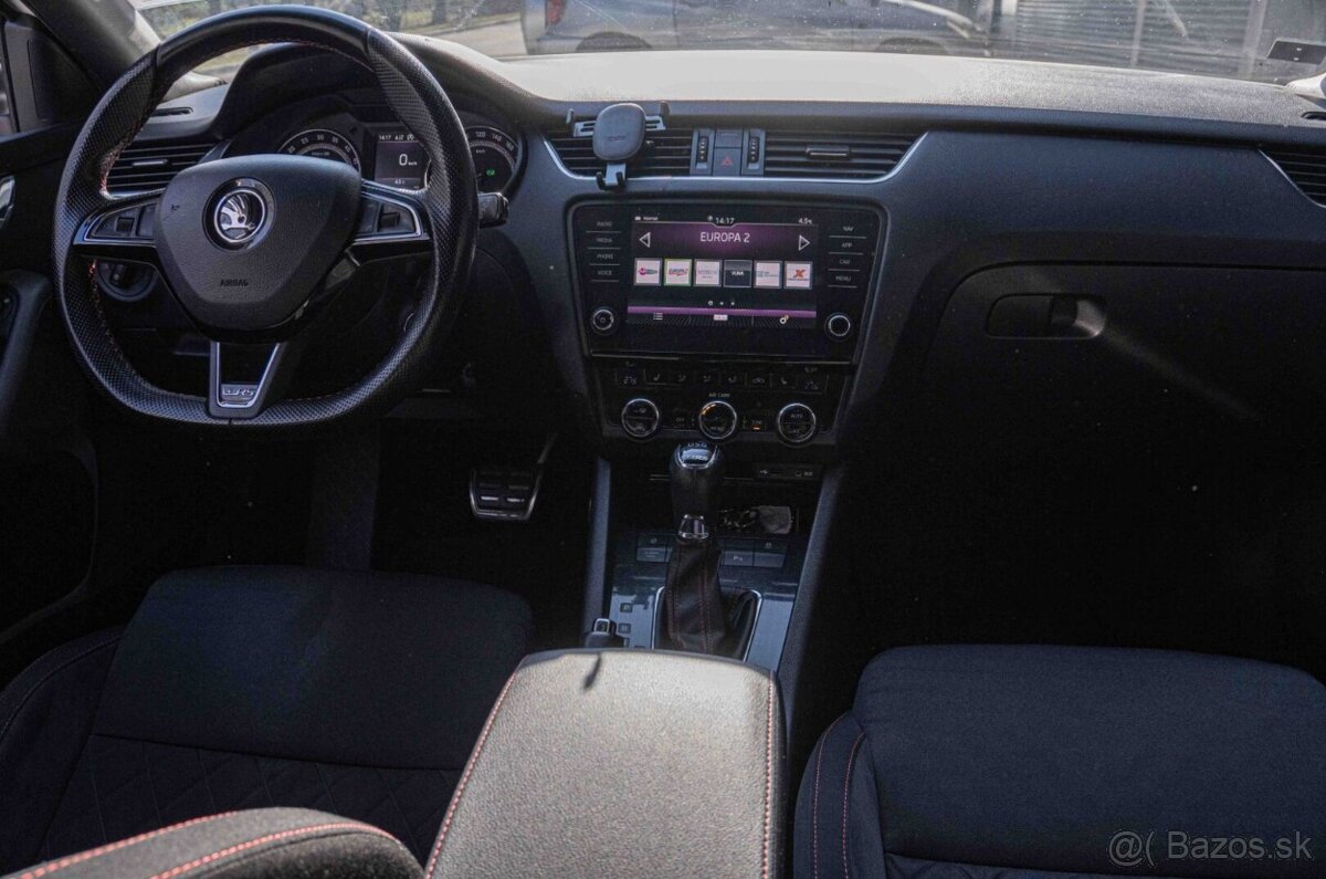 Škoda Octavia Combi RS TDI - 12