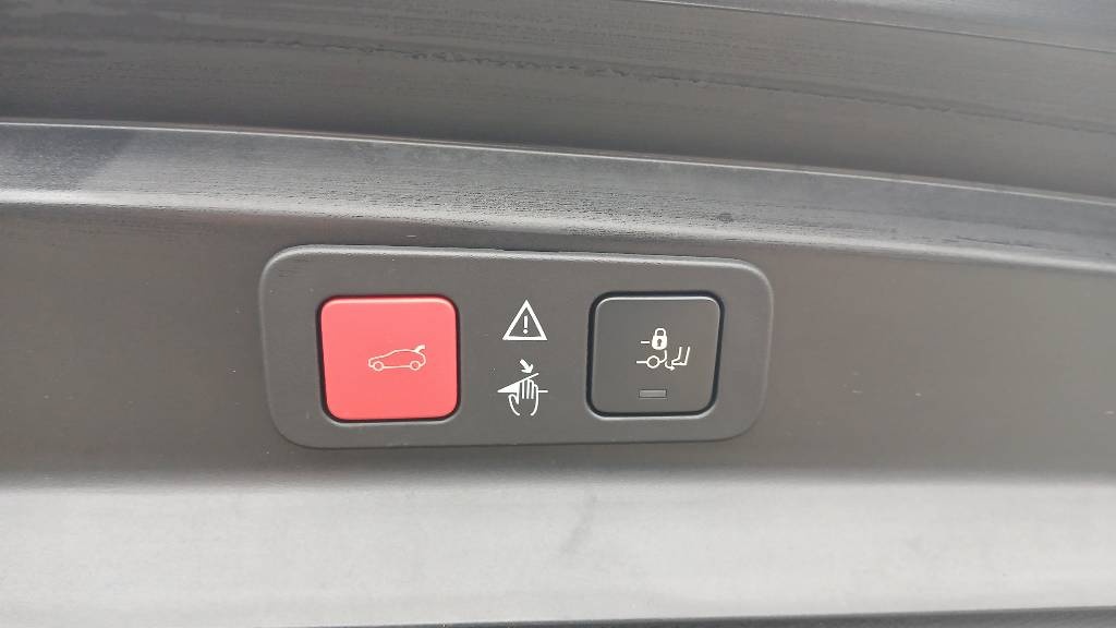 Peugeot 5008 1.5 BlueHDi 130k GT A/T - 12