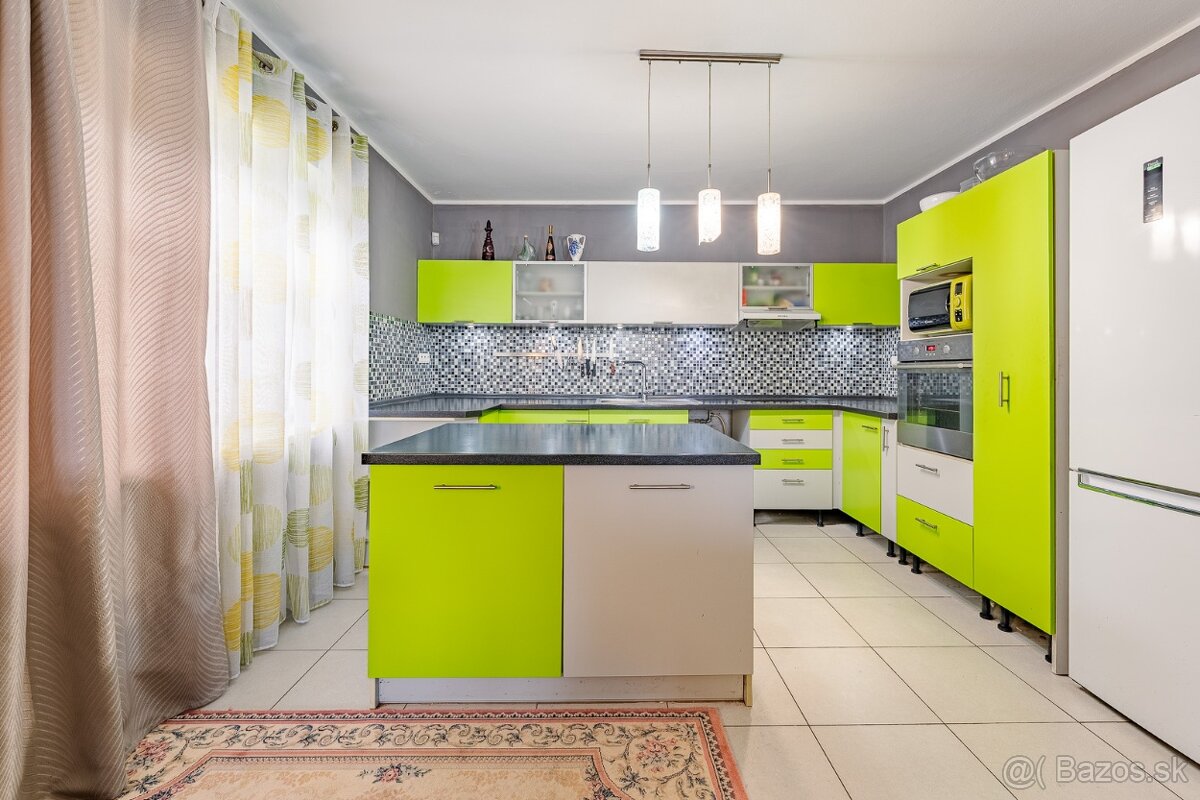 Na predaj | 6 izbový rodinný dom 251,19 m² - Chorvátsky Grob - 12