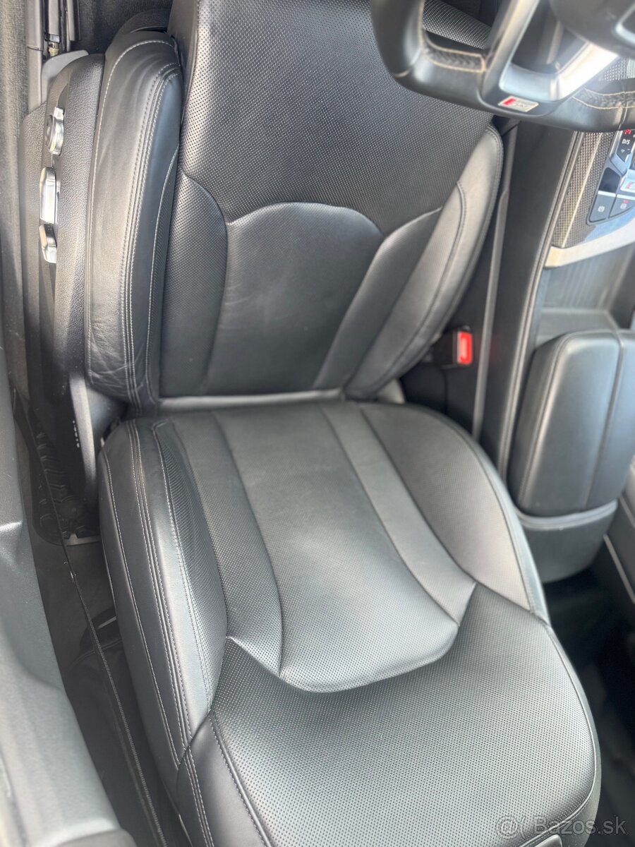 Audi SQ7 , Q7 V8T TDi 7-miestna kup v SR - 12