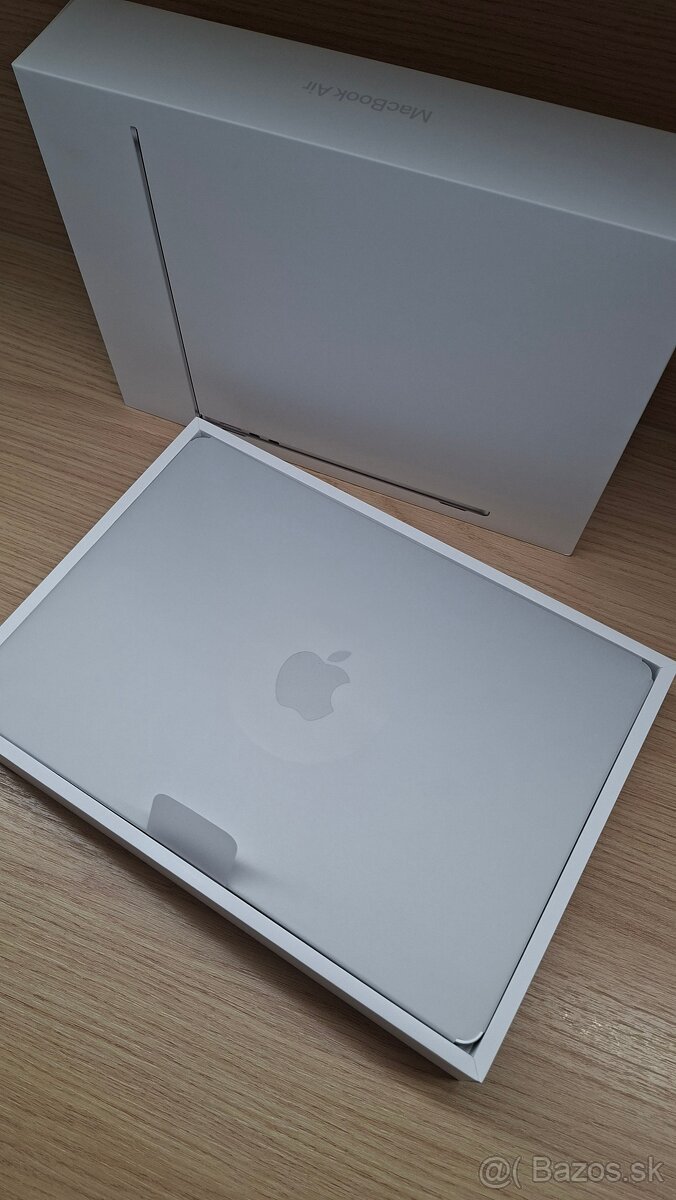 MacBook Air M2 - 12