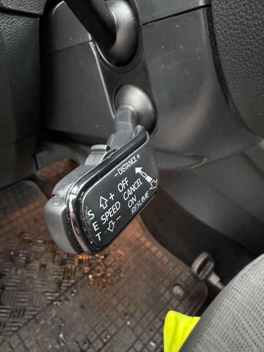 Škoda Octavia Combi 2.0 TDI Style DSG 4x4, SK, 1. majiteľ - 12