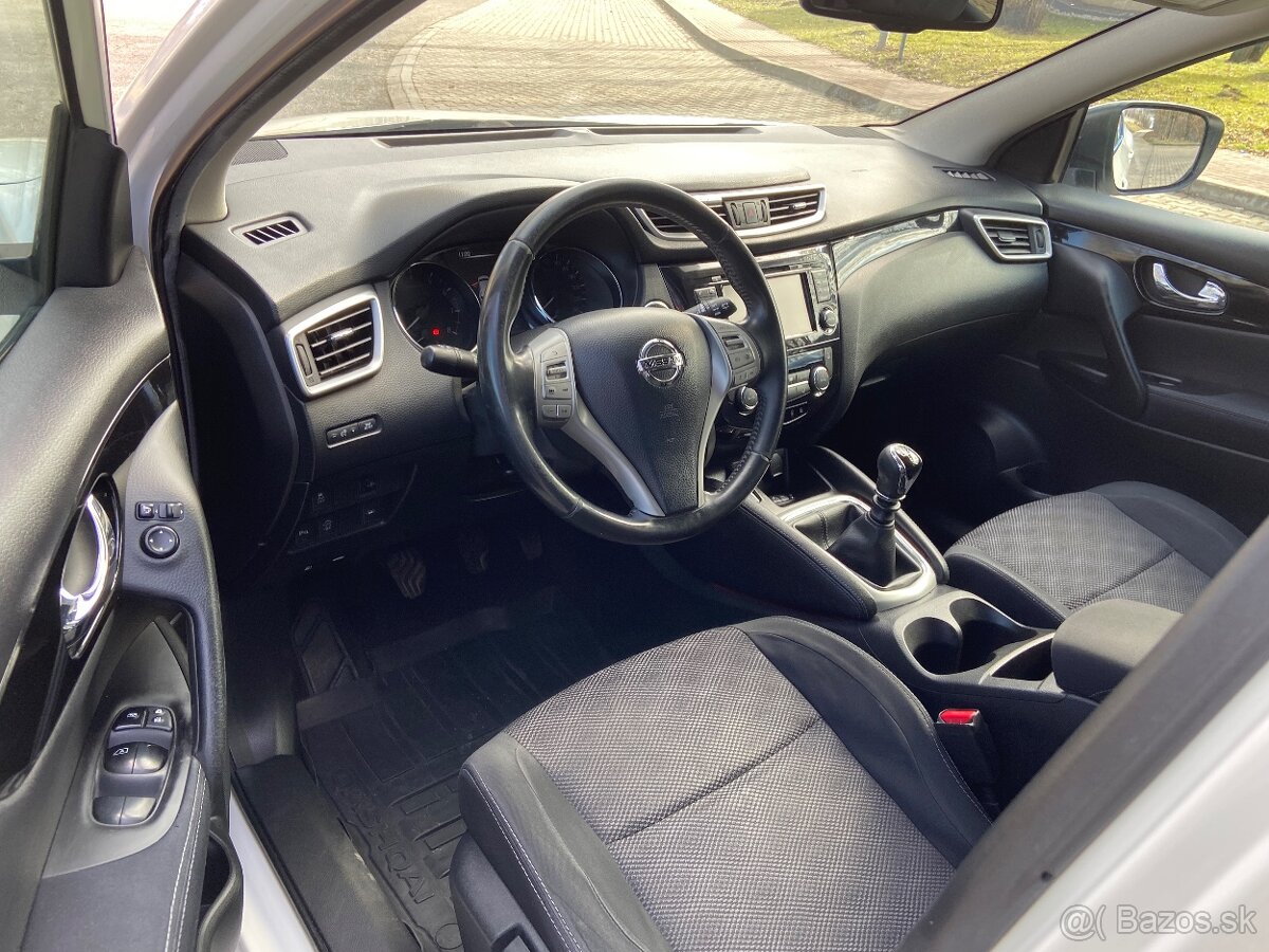 Qashqai 1.2 benzín - 12
