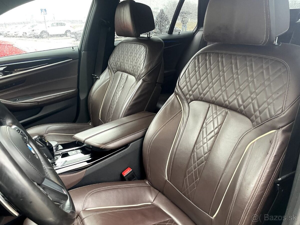 BMW 530d xDrive 2019 - 12