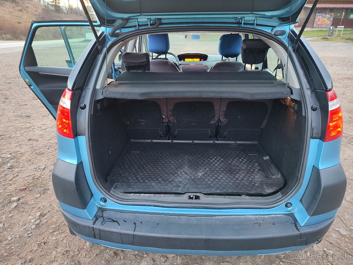 Citroën C4 Picasso 1.8 i - 12