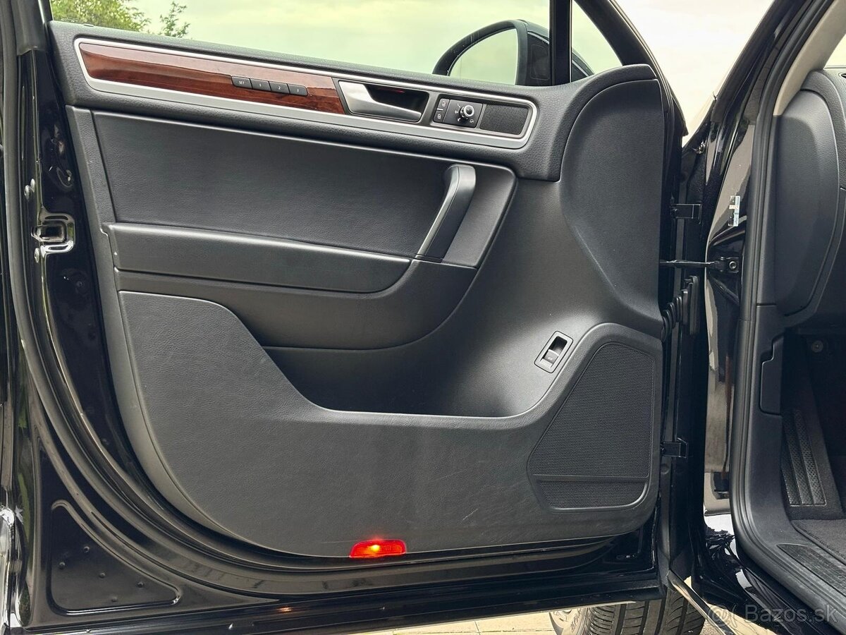 VW Touareg II 4.2 TDI V8 | TOP stav | Vzduch v záruke - 12