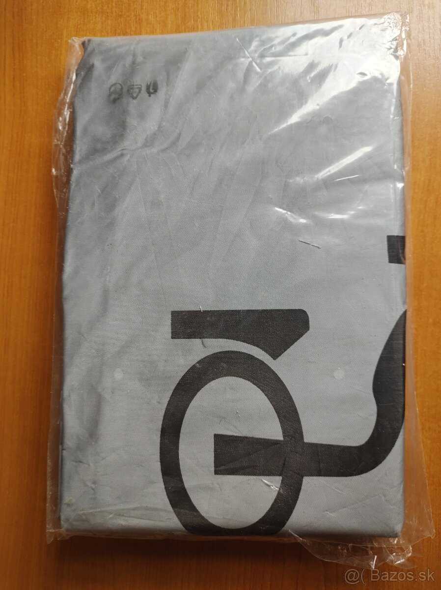 {65} Autopríslušenstvo - 12