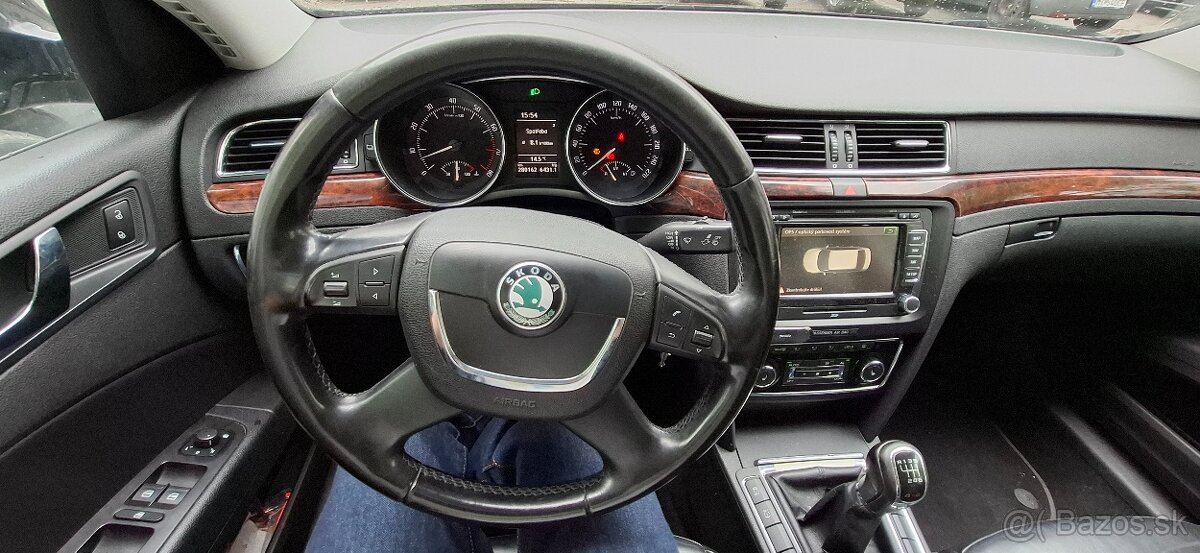 Predám Škoda Superb 2 1.8T 4x4 sedan - 12