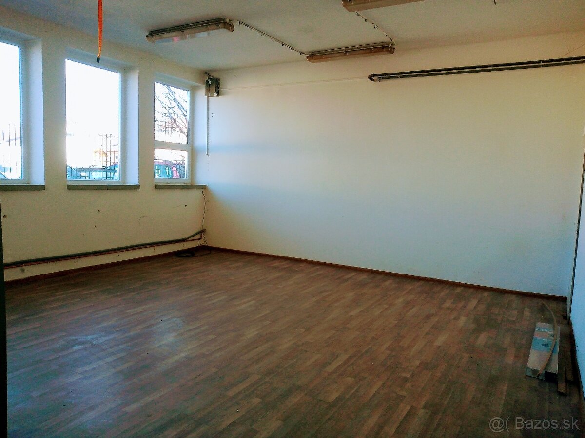 Garáže Sklady Haly Dielne Nováky - 12