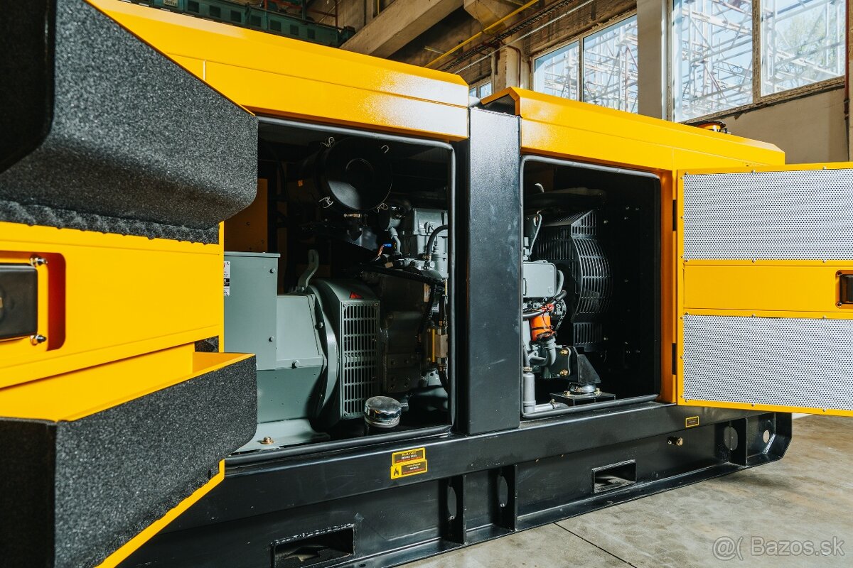 Naftová elektrocentrála PDE-66 kVA s ATS. - 12