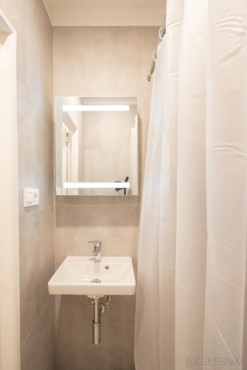 Realitný kancelária REALADR s.r.o. - 12