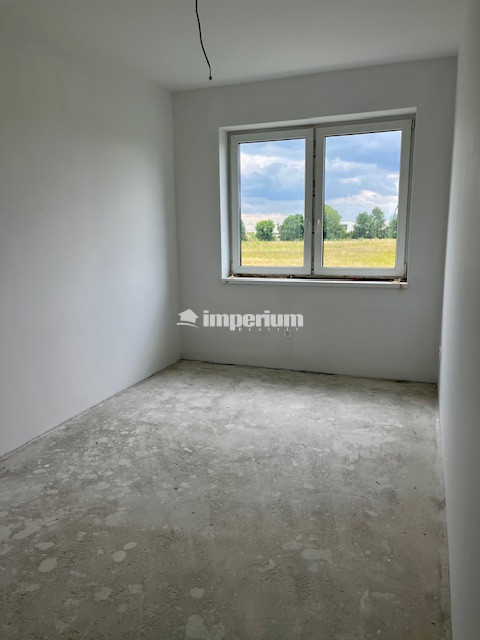 Rovinka -predaj 4 izbový byt so záhradkou. - 12