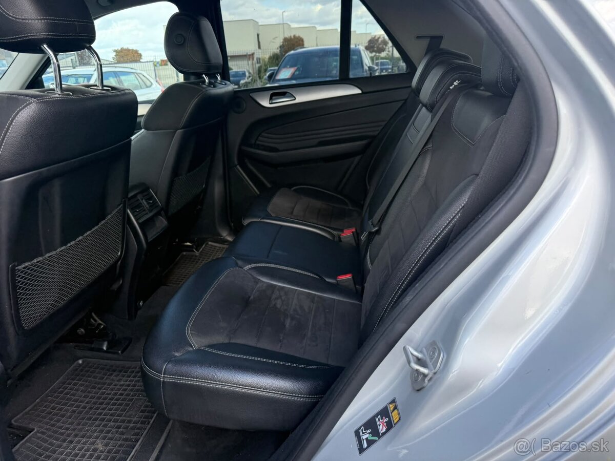 Mercedes-Benz ML 350 BlueTec 4MATIC - 12