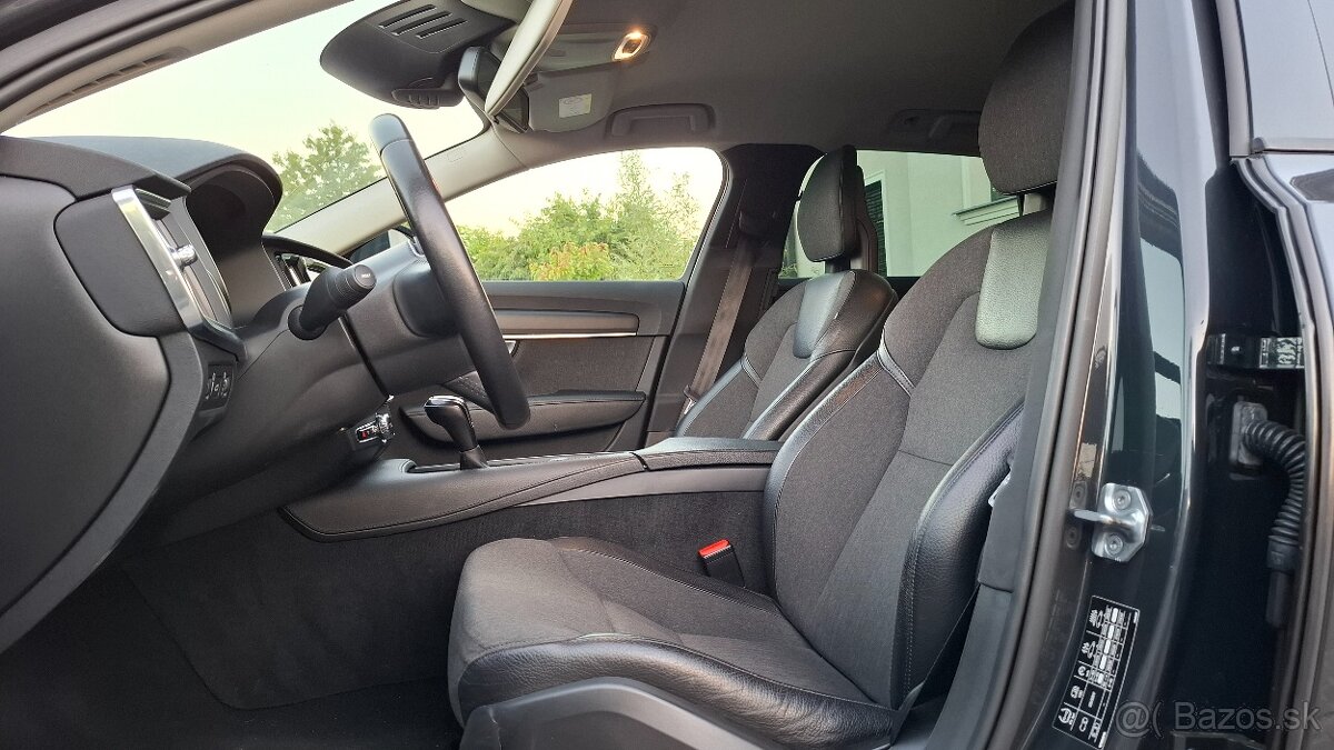 Volvo V90 2.0 D3 - 12