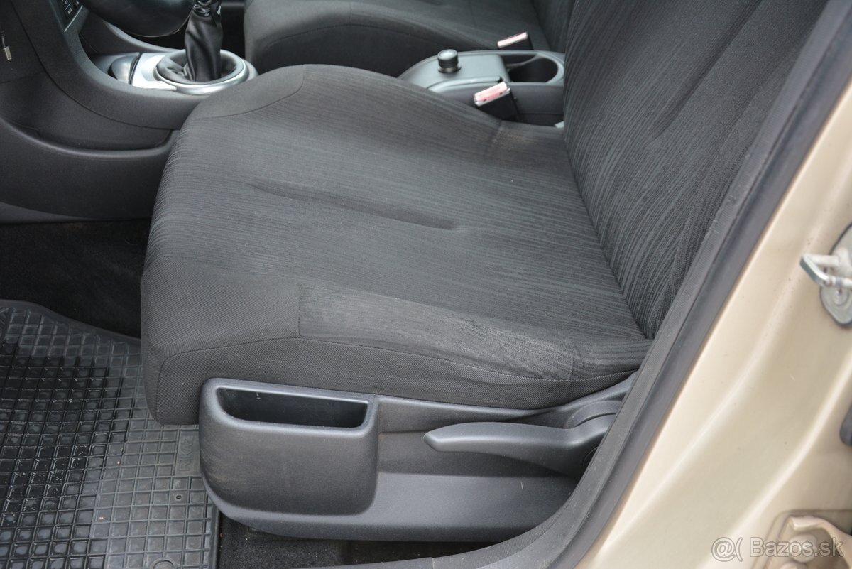 Citroen C4 2007 1.60 HDI - 12
