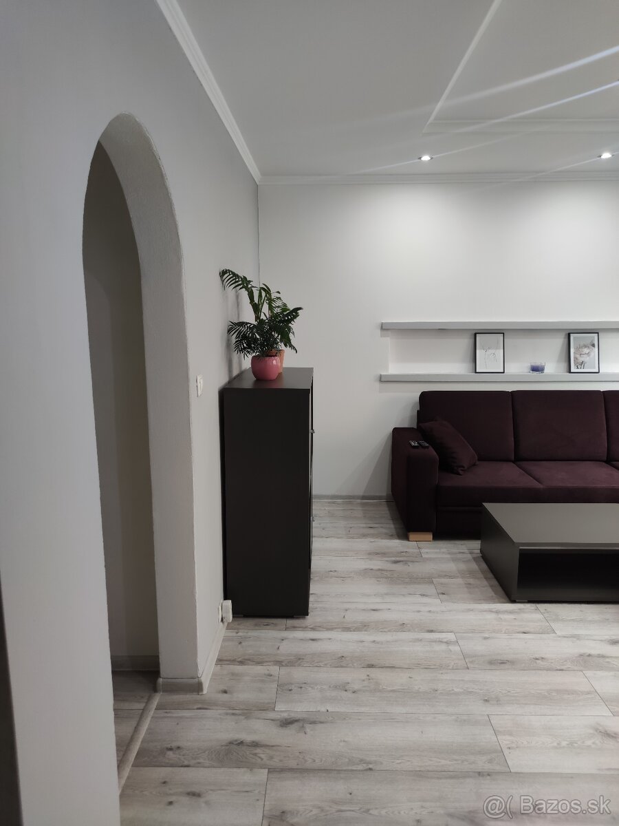 3 IZBOVÝ byt Partizánske, Horská ulica, sídlisko Šipok - 12