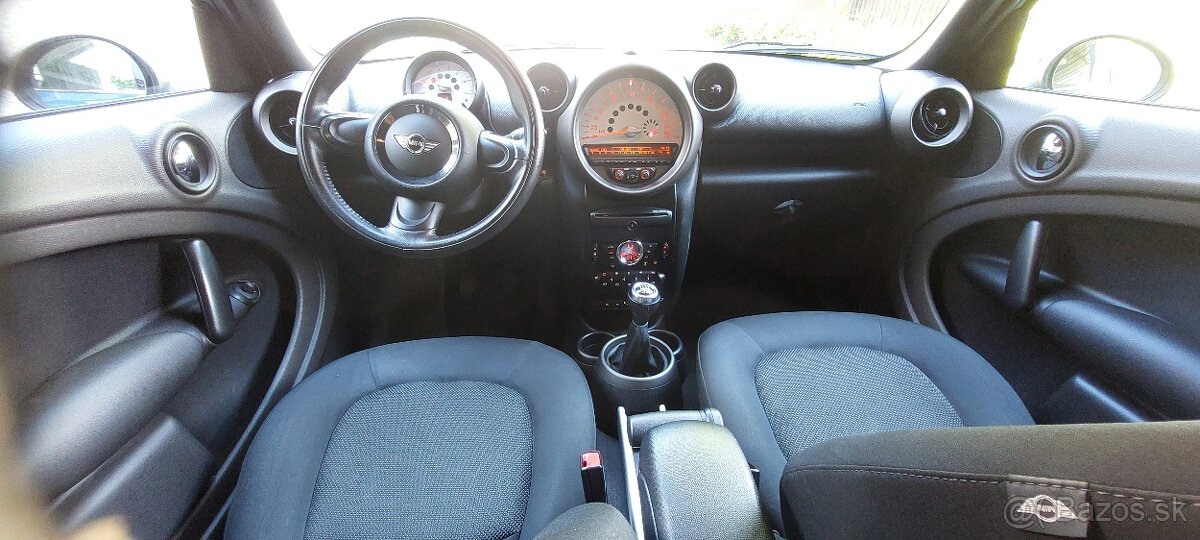 Mini Countryman Cooper D ALL4x4 - 12
