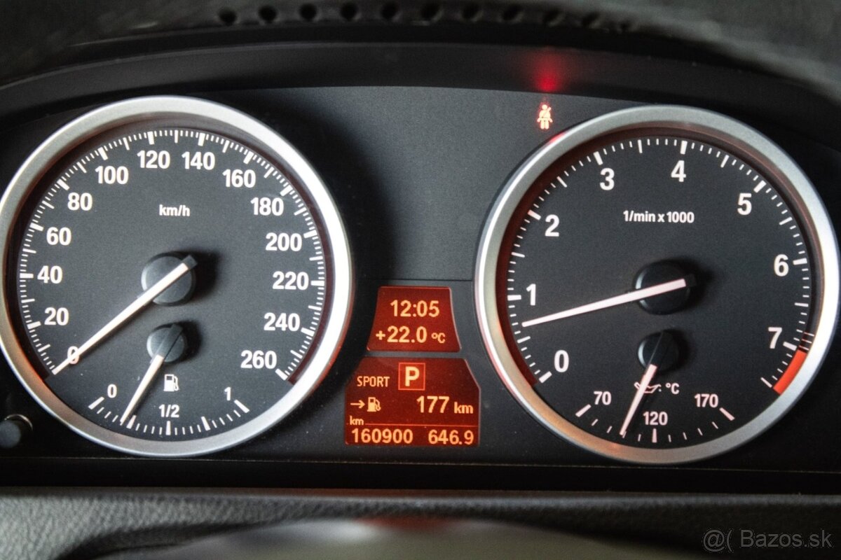 BMW X6 xDrive 35i - 12