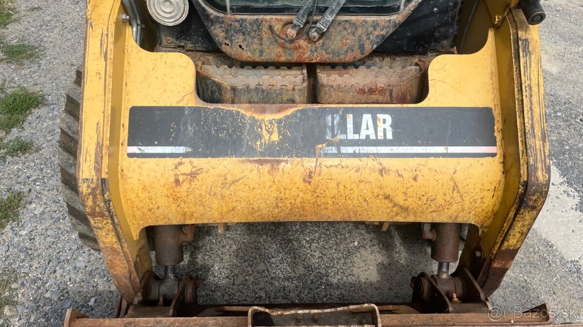 CATERPILLAR 242 B 4X4 - 12