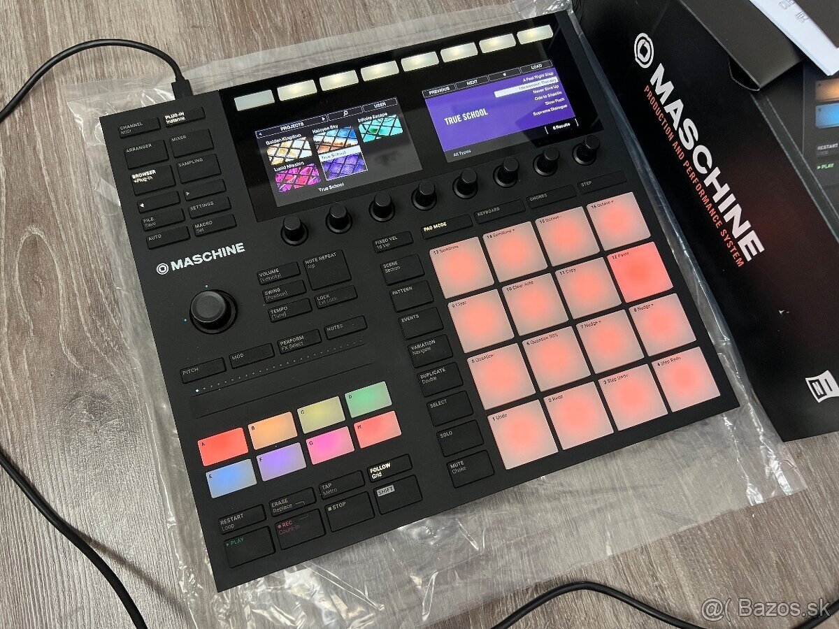 Native Instruments Maschine MK3 - 12