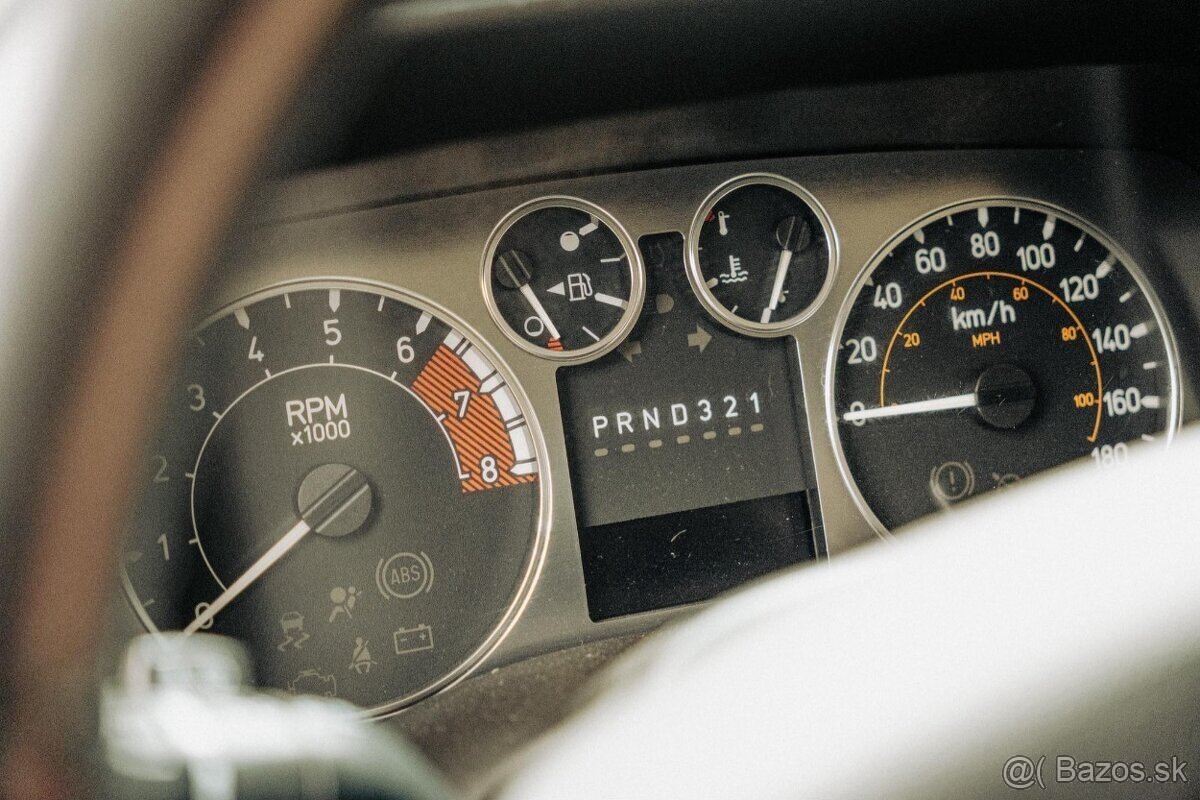 Hummer H3 3.7 BLACK Custom - 12