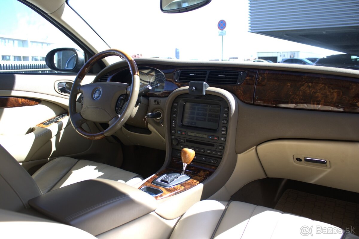 Jaguar S-Type 2.7 V6 Executive AT6, 152kw - 12
