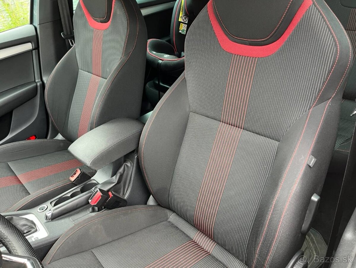 Škoda Octavia Combi 1.6 TDI DSG - 12