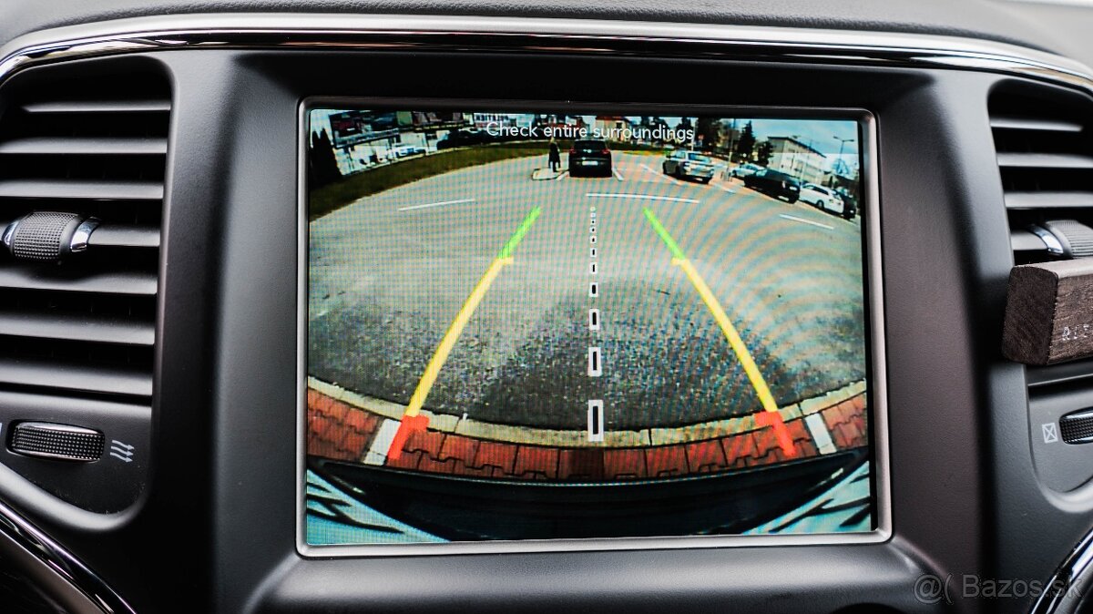 Jeep Grand Cherokee 3.0L V6 CRD Limited S-Model - 12