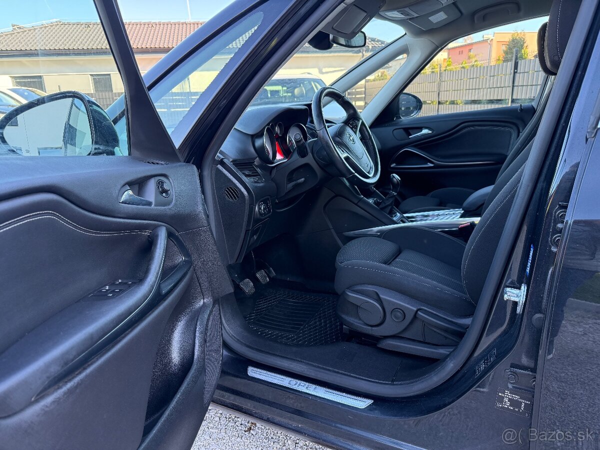 Opel Zafira 2,0 CDTI 7miestne - 12
