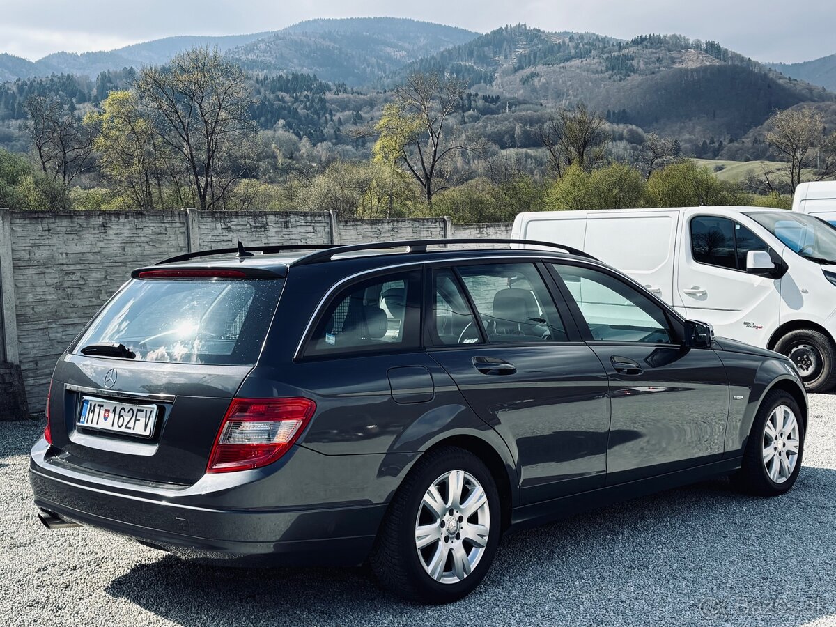 Mercedes -Benz C200 CDI - 12