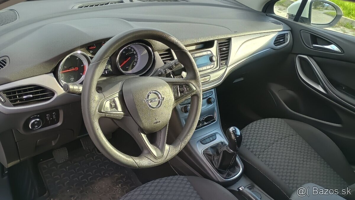 Opel Astra sport Tourer 1.6 ST CDTI - 12