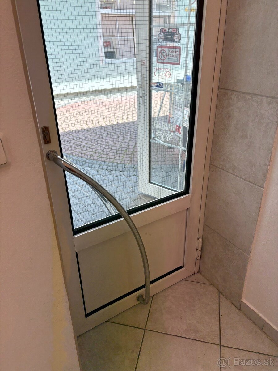 Na prenájom obchodný priestor 30 m2 v centre, Nitra - 12